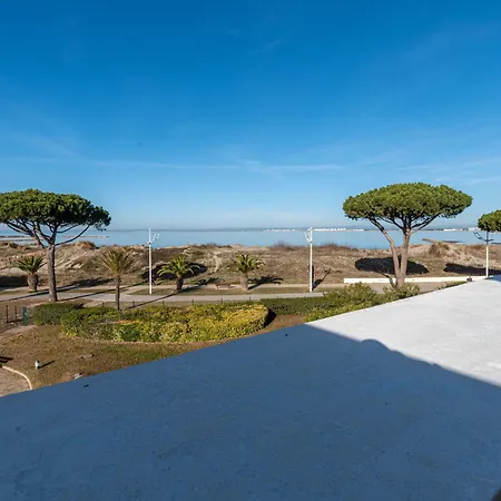 Le Serpent De Mer-2 By Interhome Appartement Le Grau-du-Roi